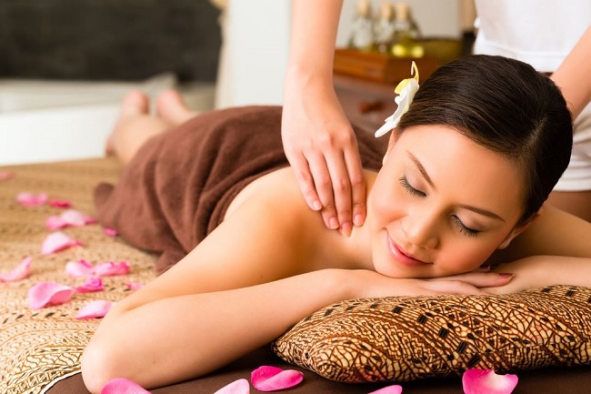 Tại Sao Nên Chọn Dịch Vụ Massage Chuyên Nghiệp?