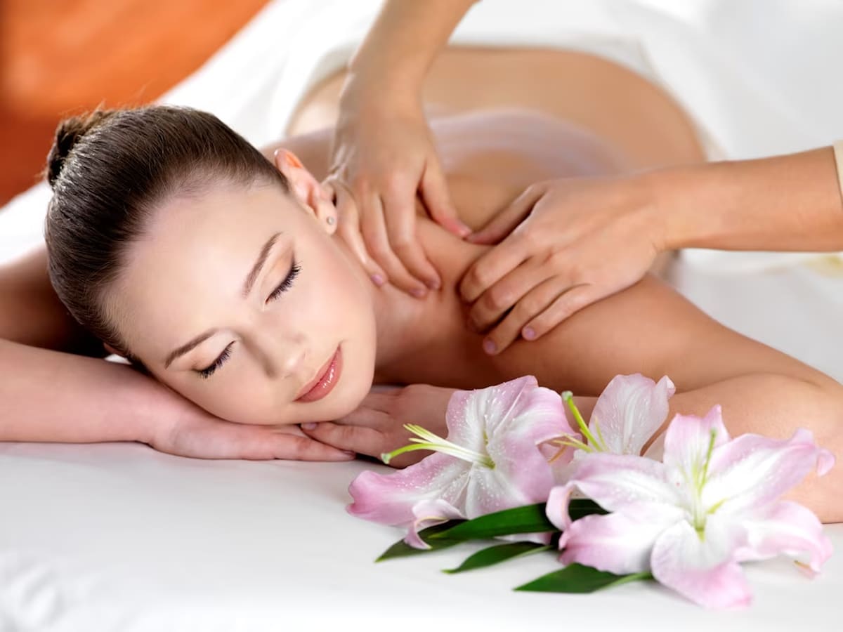 Massage Yoni Nâng Tầm Dịch Vụ Massage Tại Nha Trang Cho Kỳ Nghỉ Hoàn Hảo