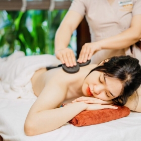 Trải Nghiệm Dịch Vụ Massage Sang Trọng Tại Massage Yoni